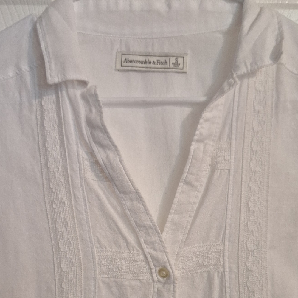 Abercrombie & Fitch White Blouse
